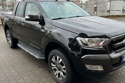 Ford Ranger 89.860 km 23.400 &euro; Frankfurt/Main 65933