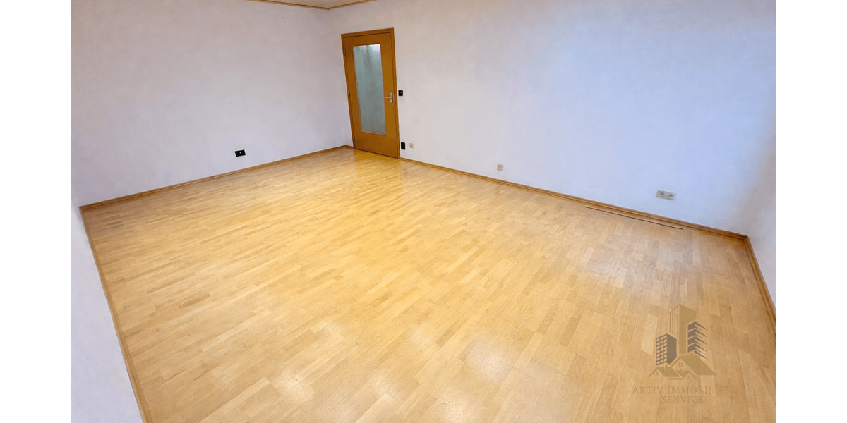 Etagenwohnung Niederdorfelden - 3 Zimmer, 98 m&sup2;, 990&euro; | Angebot:26187880