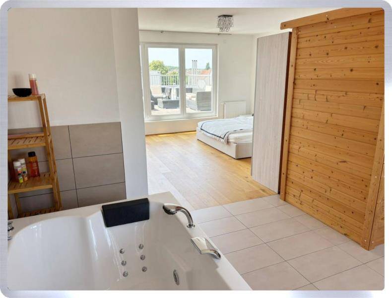 ***Erstklassige DHH mit vielen Extras in familienfreundlicher Lage von Rodgau***