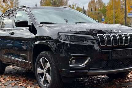 Jeep Cherokee 95.300 km 25.300 € Frankfurt 60599
