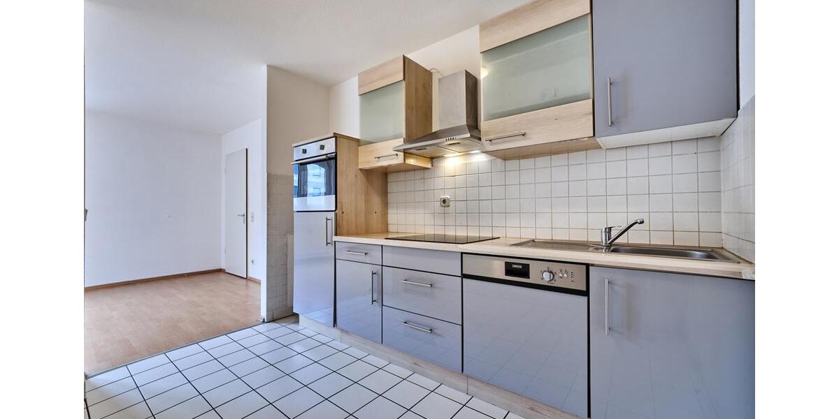 Etagenwohnung Rüsselsheim am Main - 4 Zimmer, 120 m&sup2;, 1.950&euro; | Angebot:24884245