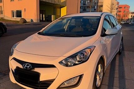 Hyundai i30 257.015 km 3.000 &euro; Frankfurt a Main 60438