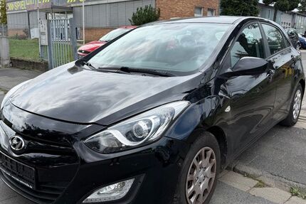 Hyundai i30 168.009 km 5.500 € Dietzenbach 63128