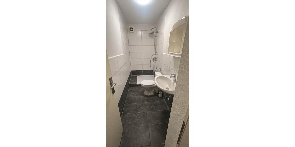 Etagenwohnung Frankfurt am Main Sossenheim - 4 Zimmer, 30 m&sup2;, 750&euro; | Angebot:26099756