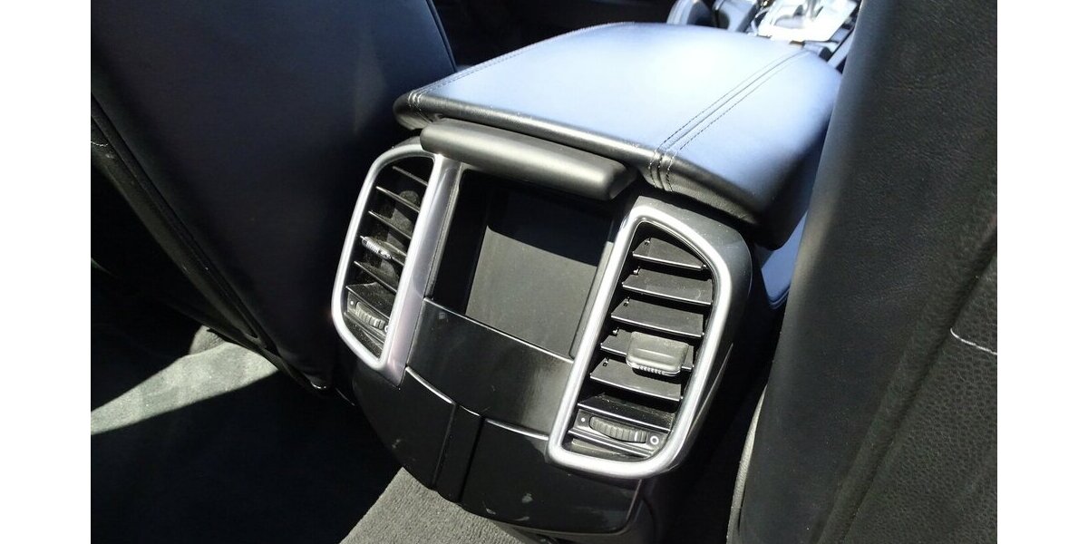 Porsche Cayenne S 4,2l Diesel Pano, Navi, 21 Zoll, Standhe 225.443 km 26.990 &euro; Rodgau 63110