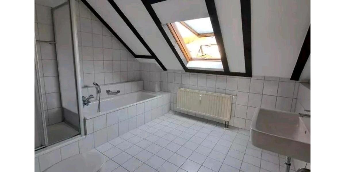 Dachgeschoßwohnung Gründau - 2 Zimmer, 72 m&sup2;, 169.000&euro; | Angebot:26990209