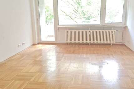 Wohnung zum Mieten in FRANKFURT 1.290 € 90 m² 3 zimmer