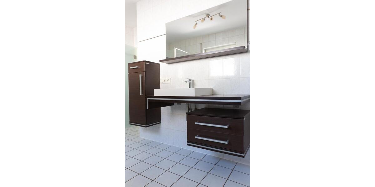 Etagenwohnung Hofheim am Taunus - 3 Zimmer, 85 m&sup2;, 369.000&euro; | Angebot:26539885