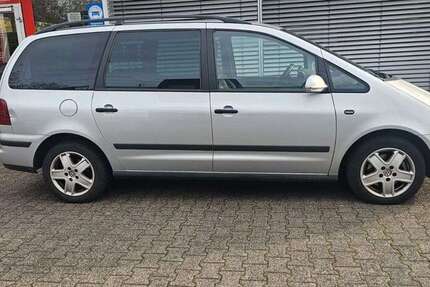 VW Sharan 259.852 km 5.900 € NEU-ISENBURG 63263