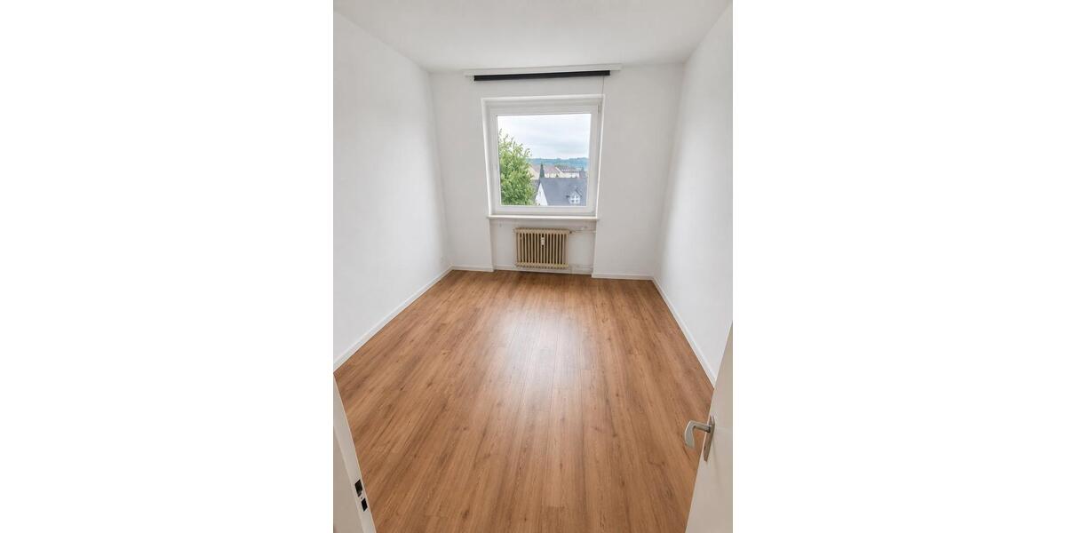 Etagenwohnung Maintal - 3 Zimmer, 80 m&sup2;, 1.120&euro; | Angebot:26594347