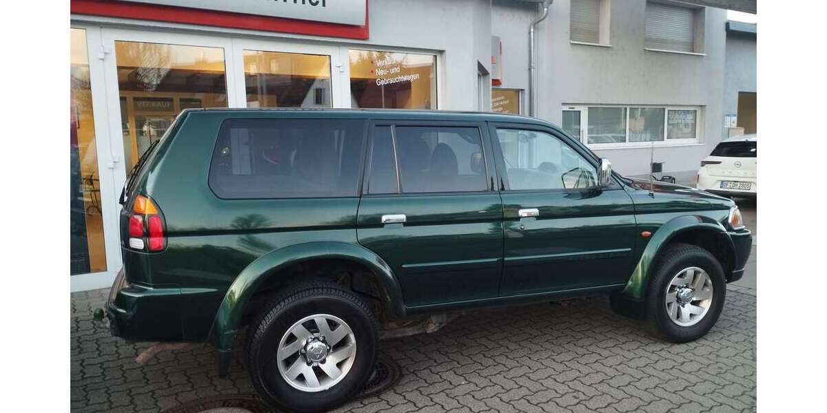 Mitsubishi Pajero Sport 209.252 km 8.850 &euro; Mainhausen 63533