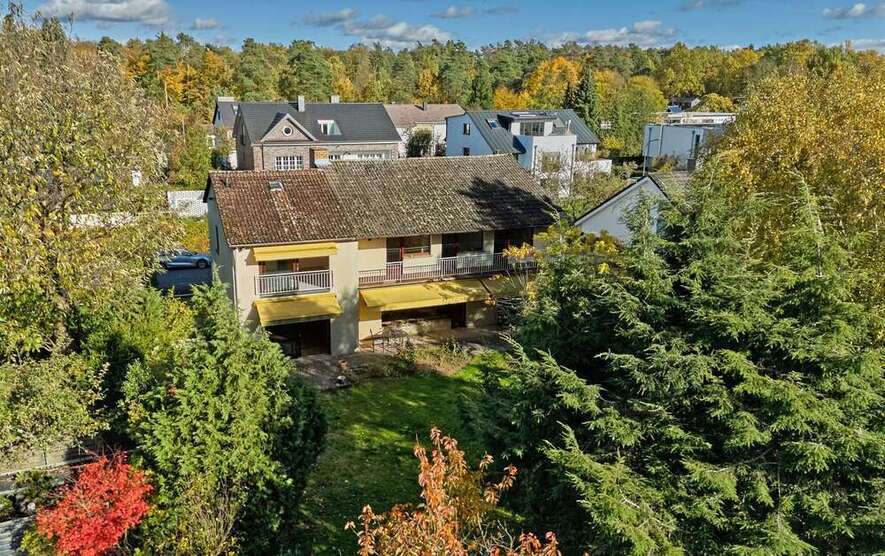 Haus zum Kaufen in Dreieich 685.000 € 230.64 m² 10 zimmer