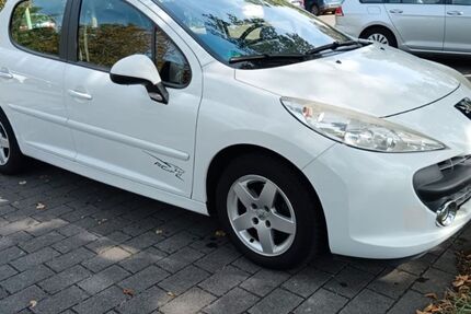 Peugeot 207 186.000 km 4.500 € Hanau 63452