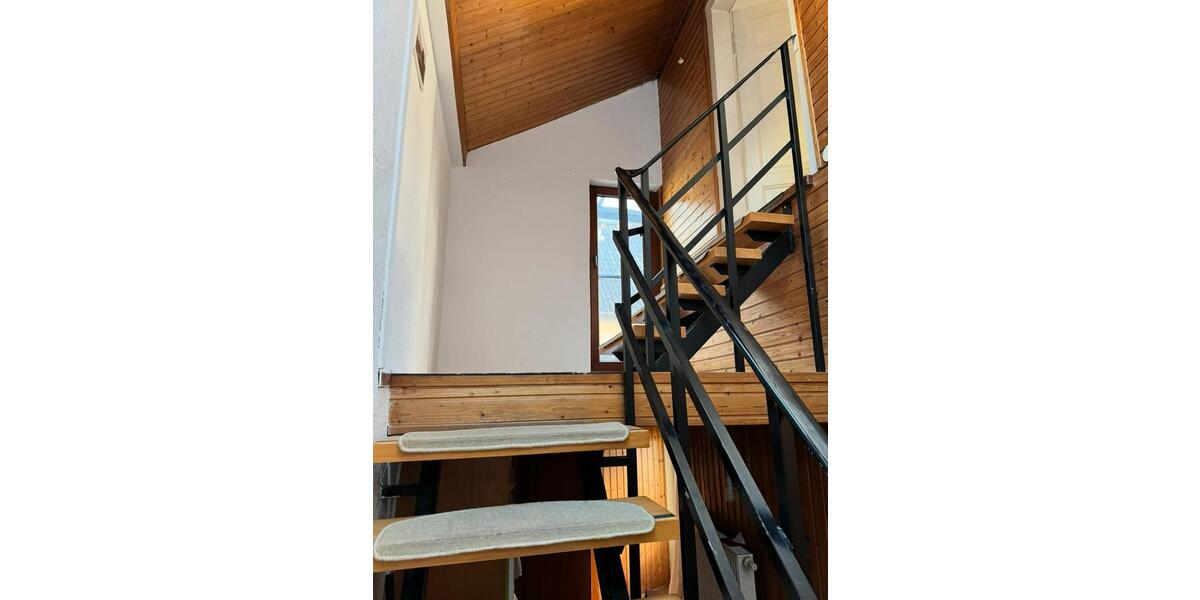 Einfamilienhaus Rosbach vor der Höhe - 3 Zimmer, 93 m&sup2;, 1.350&euro; | Angebot:26153607