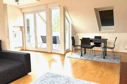 TraumWohnung für den Single! 2 Zimmer DG Wohnung mit Terrasse
