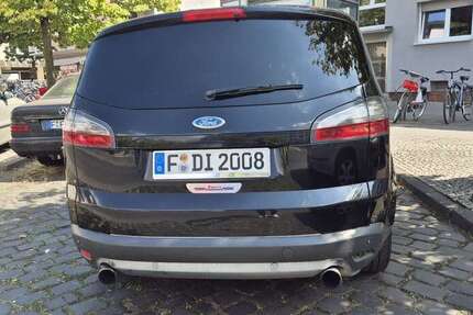 Ford S-Max 257.000 km 1.900 € Frankfurt 60435