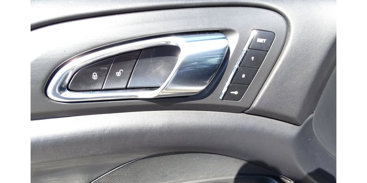 Porsche Cayenne S 4,2l Diesel Pano, Navi, 21 Zoll, Standhe 229.443 km 22.990 &euro; Rodgau 63110