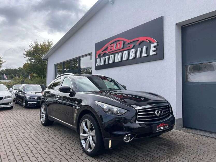INFINITI QX70 163.000 km 16.500 € Eppertshausen 64859