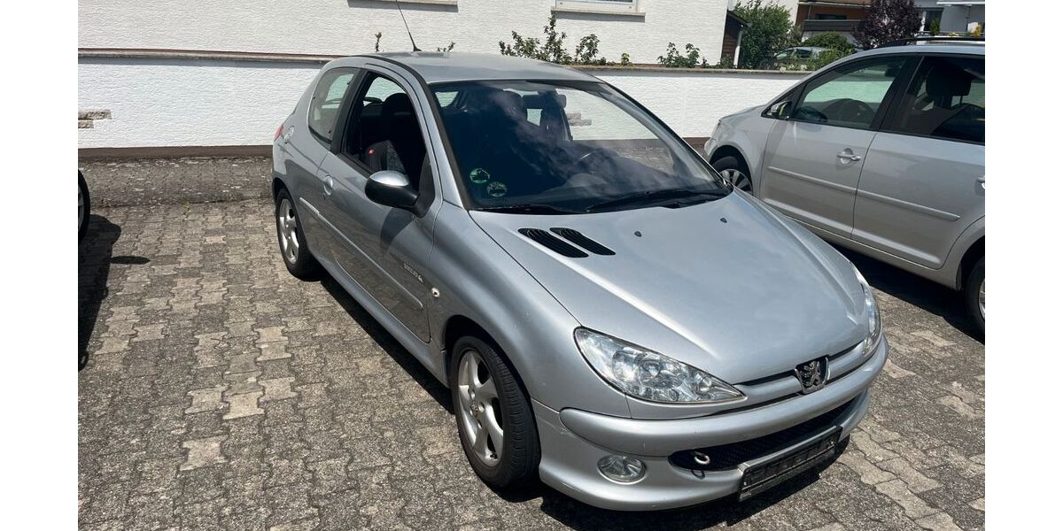 Peugeot 206 226.000 km 2.500 &euro; Babenhausen 64832
