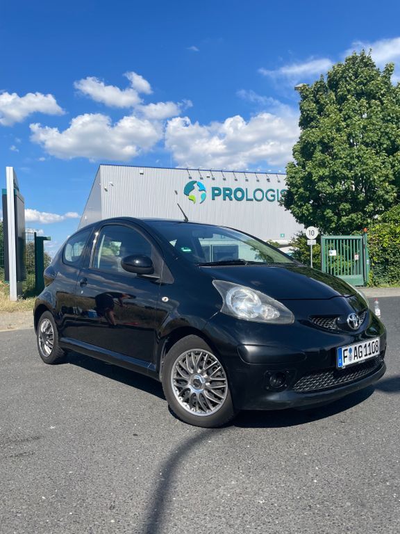 Aygo (X)