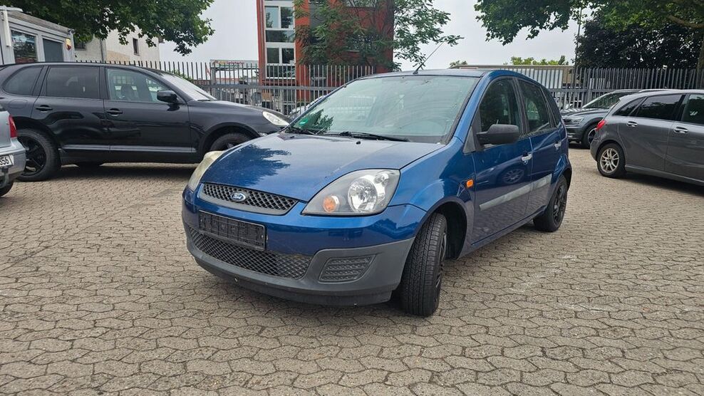 Ford Fiesta 90.500 km 2.490 € Frankfurt am Main 65933