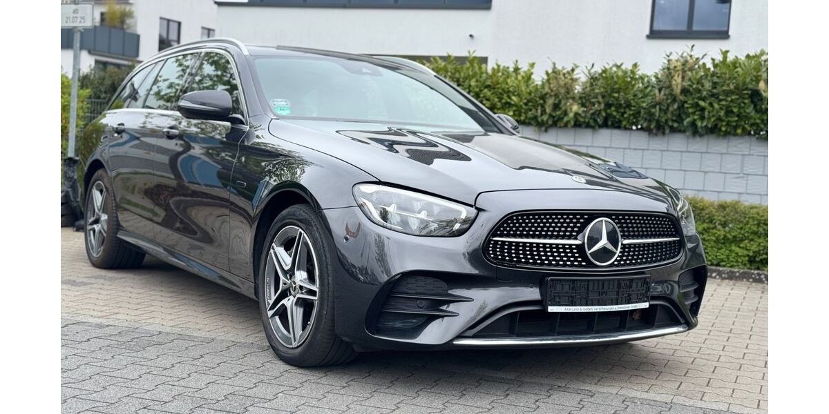 Mercedes-Benz E 300 127.349 km 24.970 &euro; Mainhausen 63533