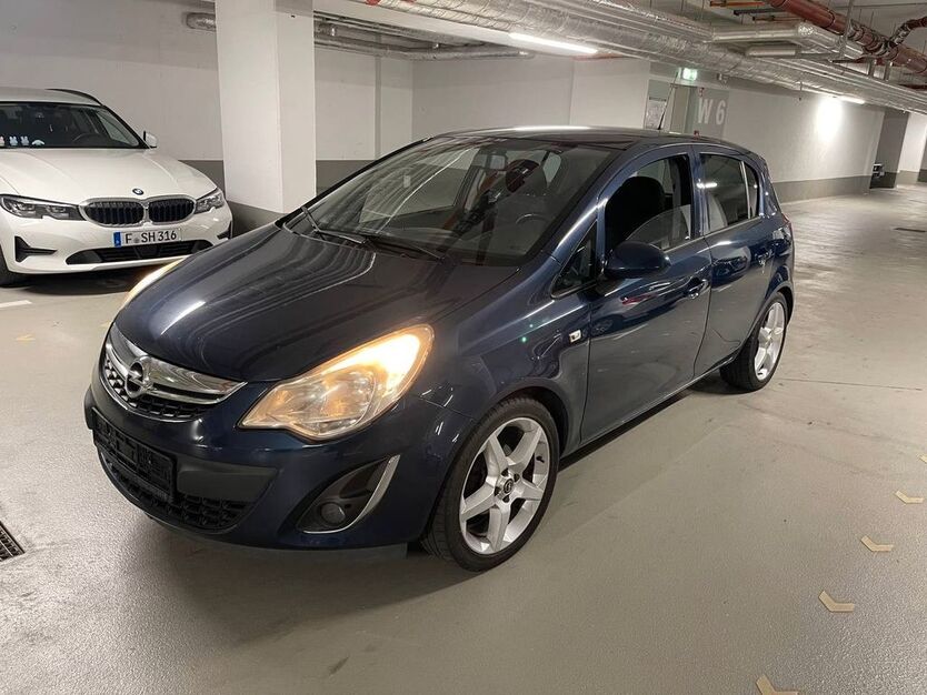 Opel Corsa 174.000 km 3.500 € Frankfurt 60323