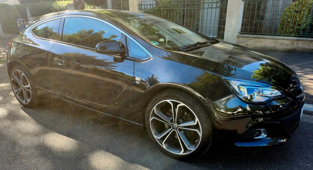 Opel Astra 105.000 km 9.900 € Heddernheim 60439