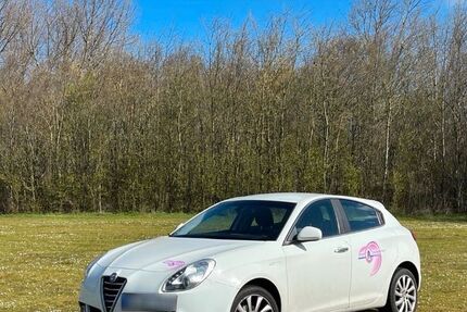 Alfa Romeo Giulietta 123.000 km 7.500 &euro; Seligenstadt 63500