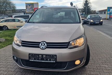 VW Touran 263.000 km 6.500 &euro; Dietzenbach 63128
