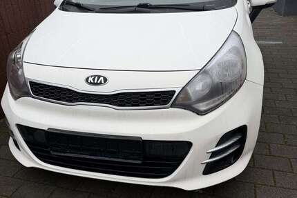Kia Rio 119.917 km 8.500 &euro; Darmstadt 64291