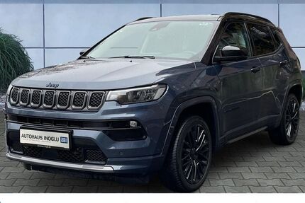 Jeep Compass 73.815 km 21.580 &euro; Rüsselsheim 65428