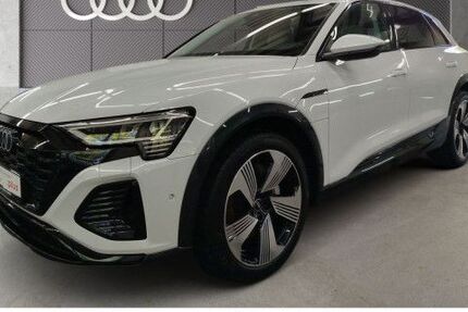 Audi Q8 e-tron 38.572 km 43.970 &euro; Frankfurt am Main 60326