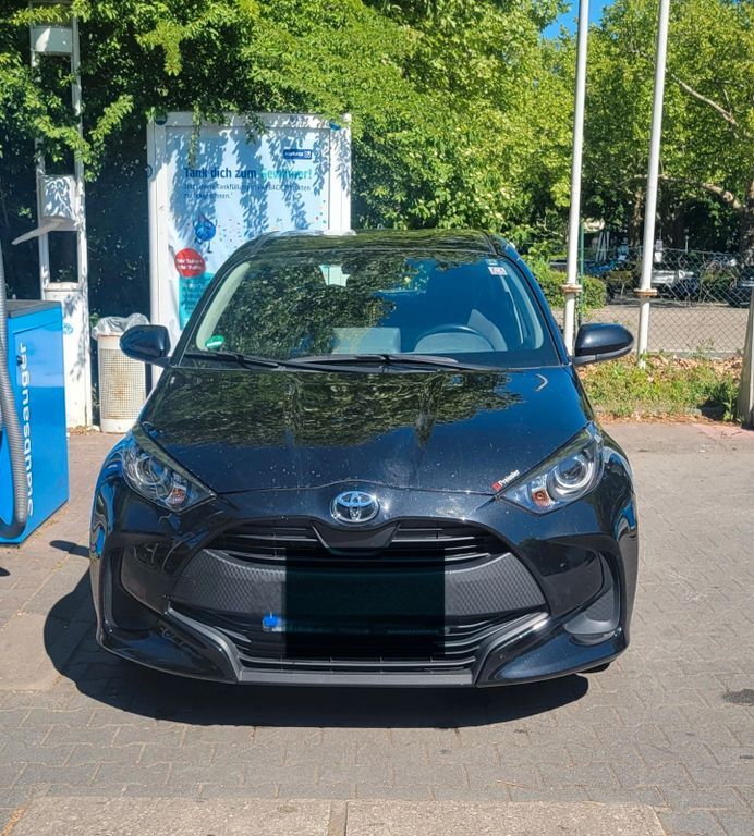 Yaris