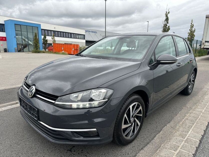 VW Golf 64.127 km 12.990 € Büttelborn 64572