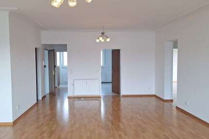 Wohnung zum Mieten in Bad Vilbel 1.450 € 125 m² 4 zimmer