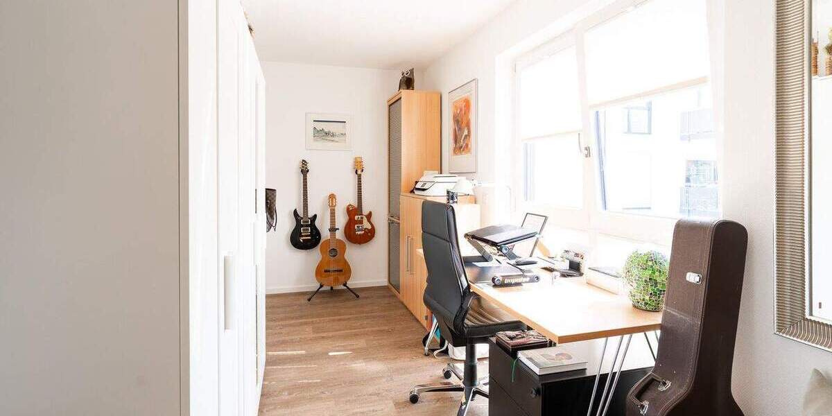 Etagenwohnung Frankfurt am Main Schwanheim - 4 Zimmer, 101 m&sup2;, 480.000&euro; | Angebot:25690297