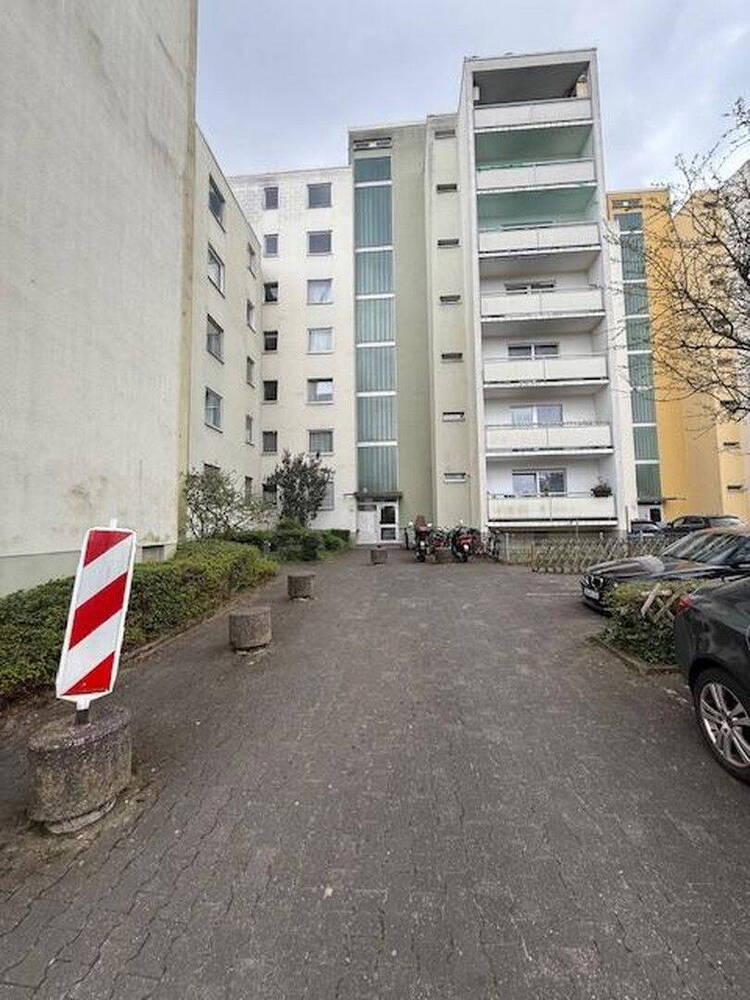 Moderne 3 Zimmer Wohnung mit Tageslichtbad in Rüsselsheim inkl. Außenstellplatz