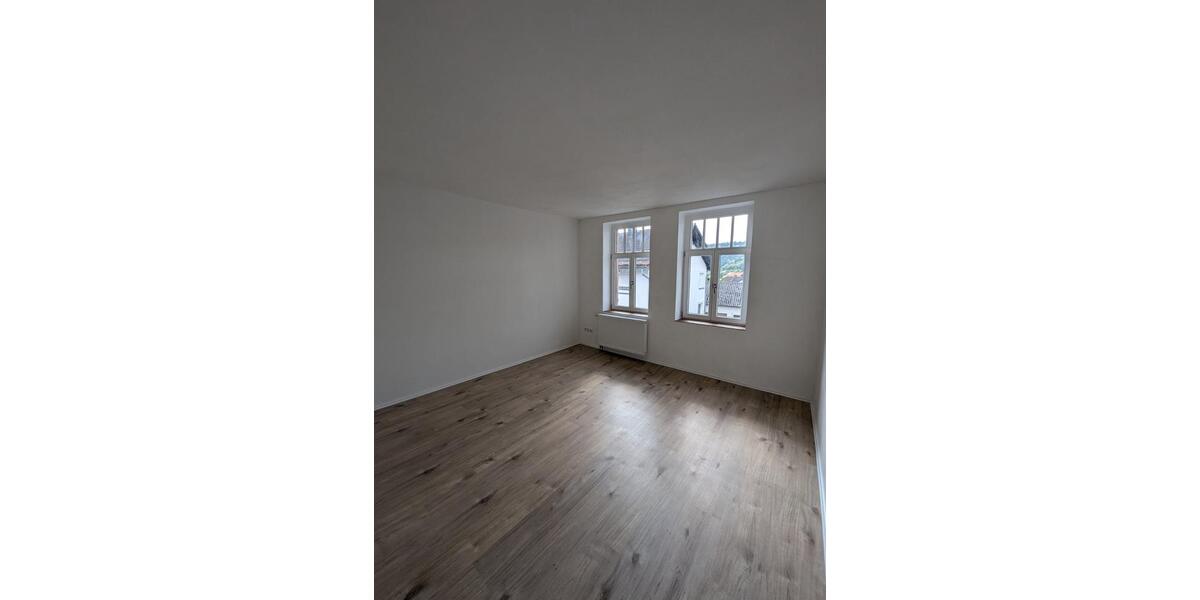 Etagenwohnung Gründau - 3 Zimmer, 76 m&sup2;, 800&euro; | Angebot:24782716
