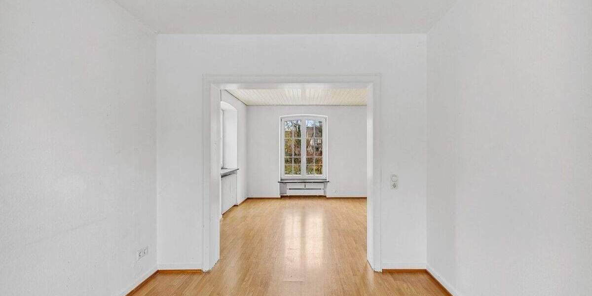 Sanierter Altbaucharme trifft Zukunftssicherheit - 4 Zimmer mit Platz, Perspektive und Stellplatz! 4 zimmer