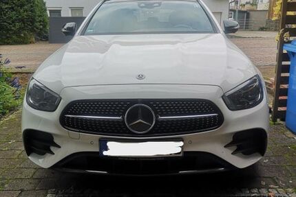 Mercedes-Benz E 220 126.000 km 29.500 € Hammersbach 63546