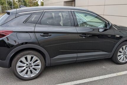 Opel Grandland (X) 99.000 km 16.800 € Rüsselsheim 65428