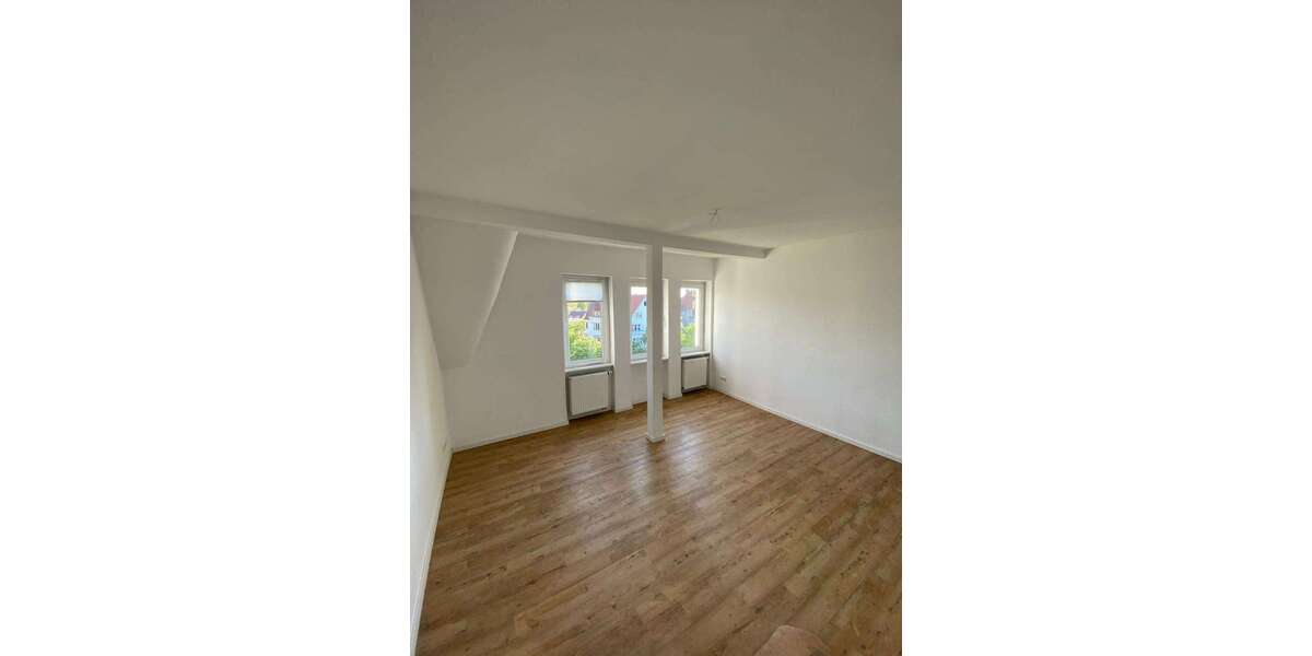 Etagenwohnung Offenbach am Main Buchrain - 3 Zimmer, 80 m&sup2;, 1.125&euro; | Angebot:26081211