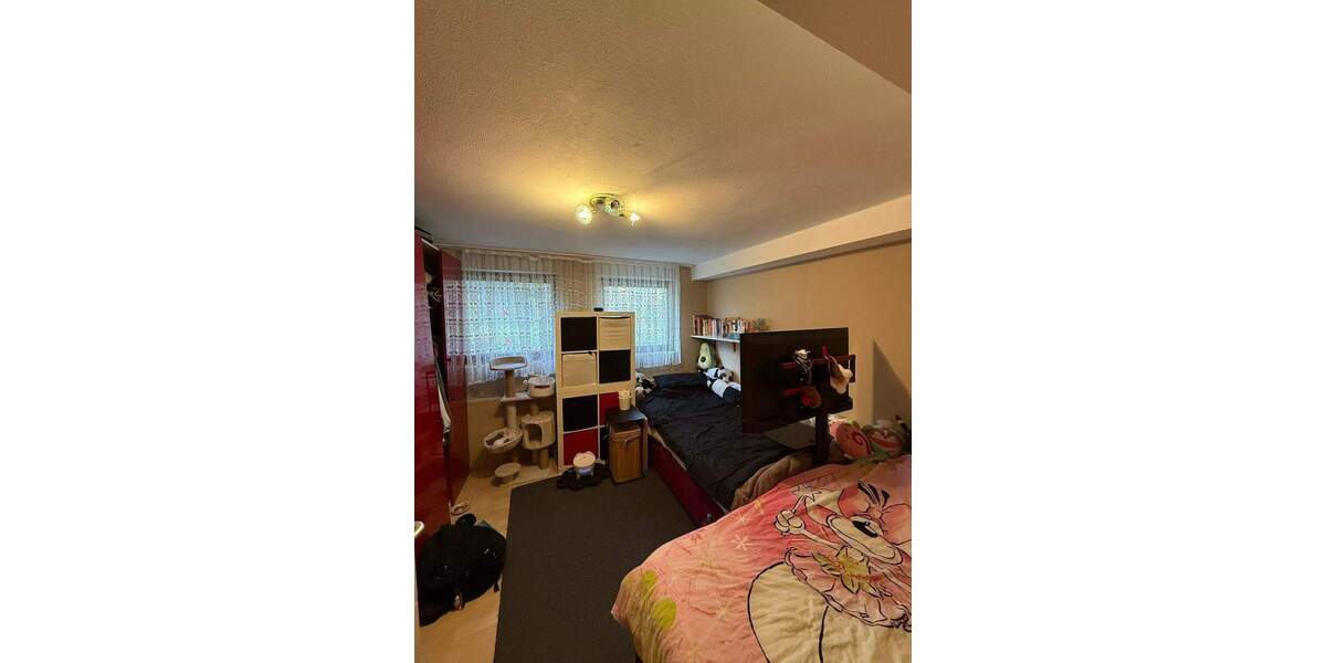 Attraktive Souterrainwohnung mit praktischen Schnitt 3 zimmer