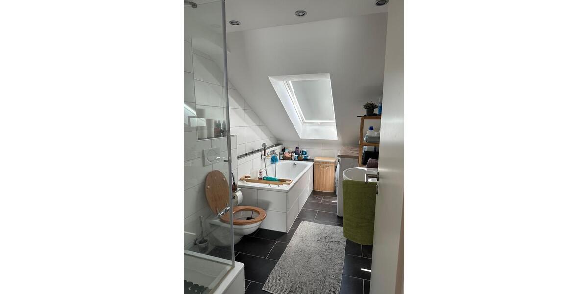 Dachgeschoßwohnung Maintal - 2 Zimmer, 53 m&sup2;, 600&euro; | Angebot:26527293