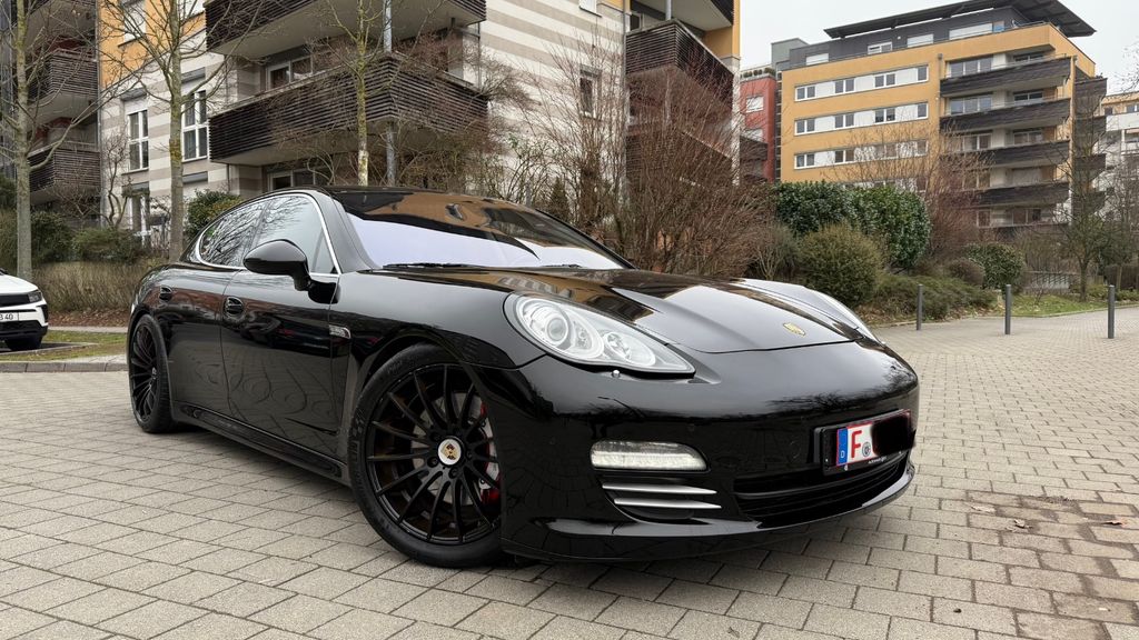 Porsche Panamera 259.741 km 17.790 &euro; Frankfurt am Main 60486