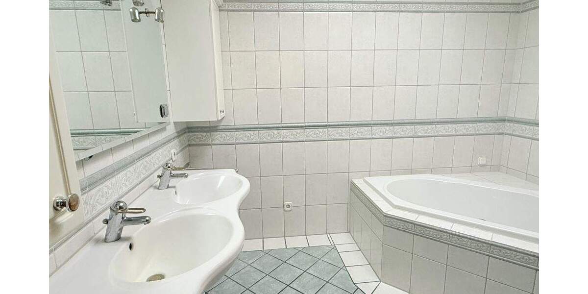 Bungalow Rödermark / Ober-Roden Ober-Roden - 4 Zimmer, 158 m&sup2;, 589.000&euro; | Angebot:25705189