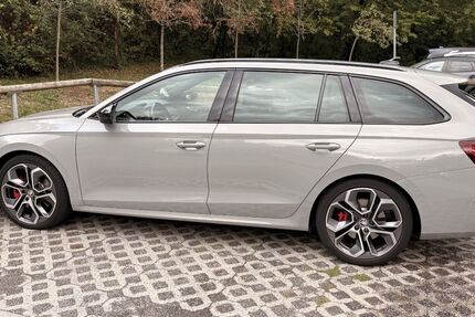 Skoda Octavia 95.000 km 27.000 &euro; Hanau 63456