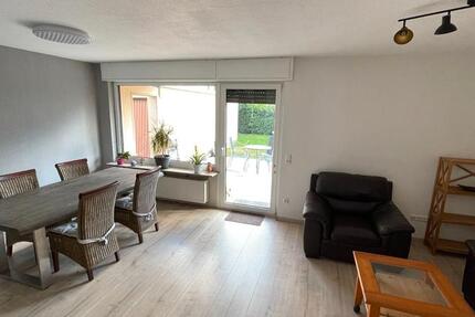 Haus Hattersheim am Main - 5 Zimmer, 121 m&sup2;, 2.700&euro; | Angebot:26577836