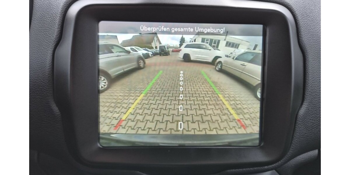 Hyundai i30 YES! Plus Navigation, Panoramadach, LED, Sport 89.202 km 12.890 &euro; Rodgau 63110